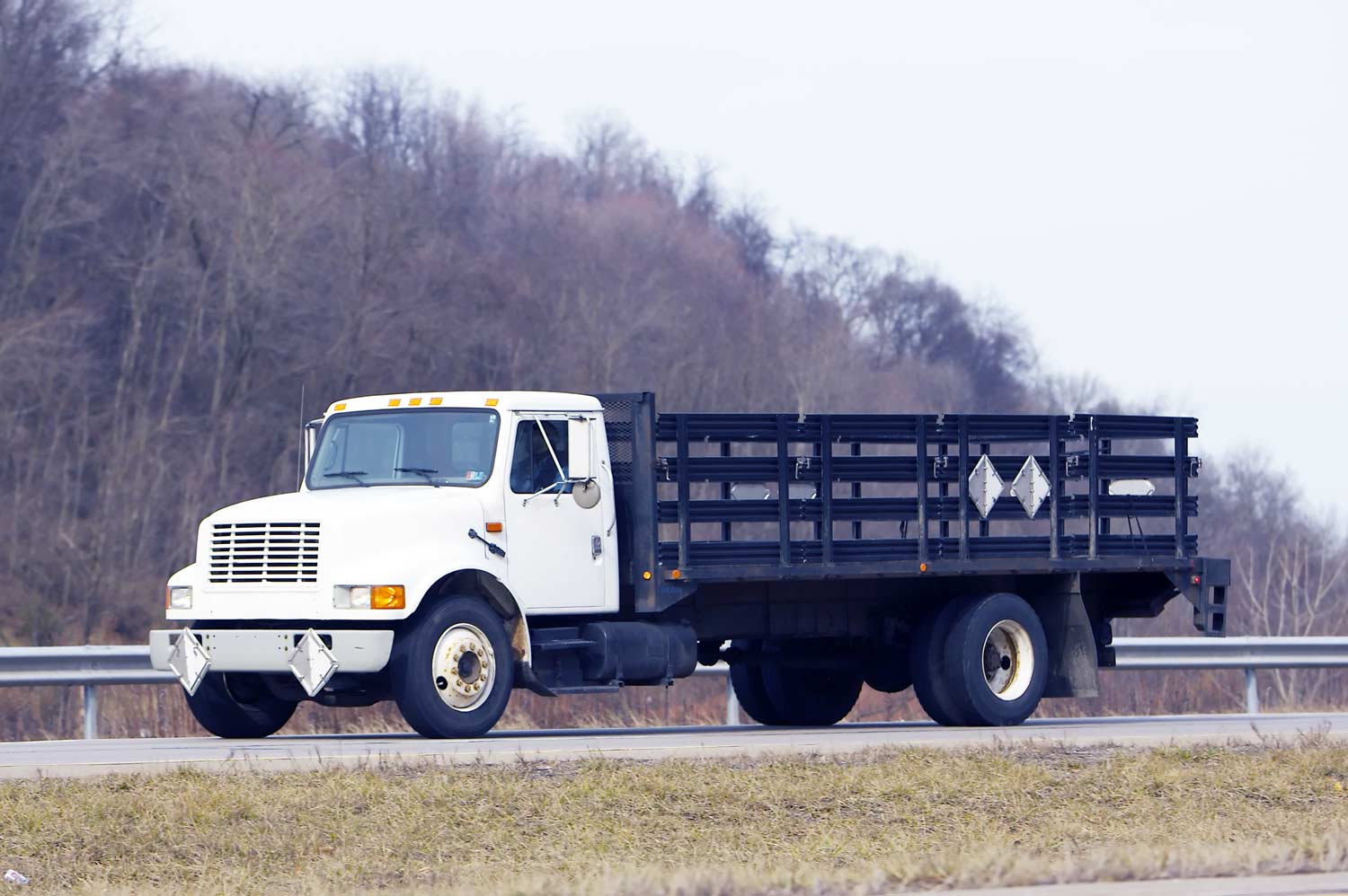 We can help you get flatbed truck insurance quotes.