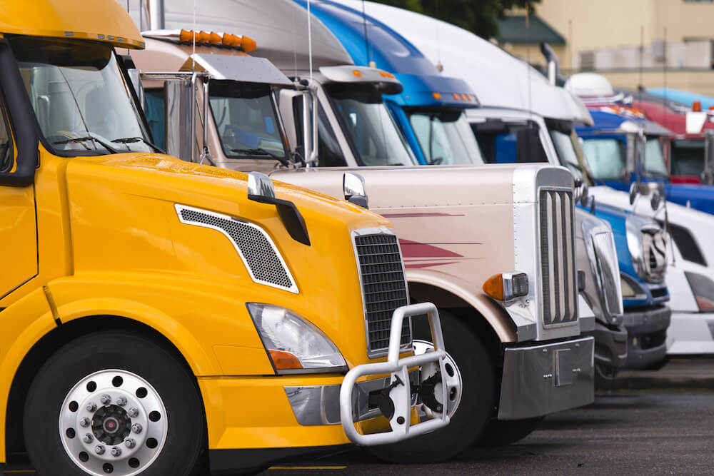 There are important things to consider when you get insurance quotes for a fleet.