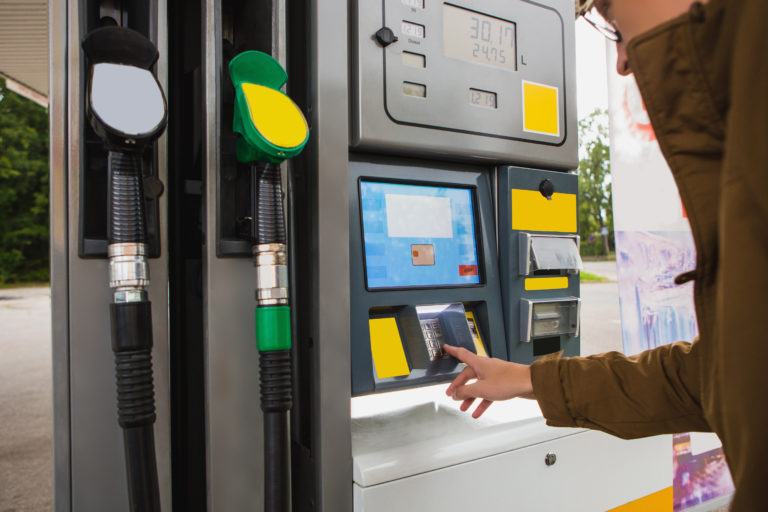 Understanding Fuel Cards for Trucking Businesses